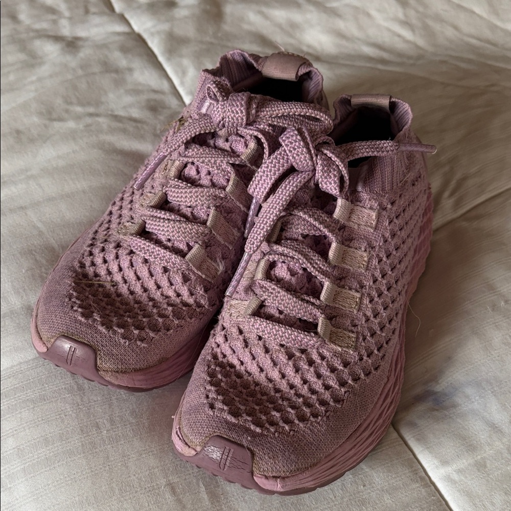 NOBULL Women's lilac Sneakers